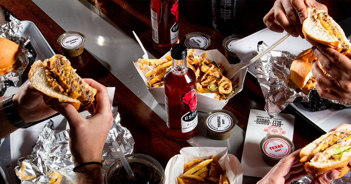 مطعم برجر بيف شوتس في الرياض